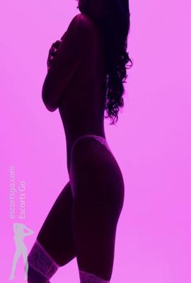 Naira Escort Seattle